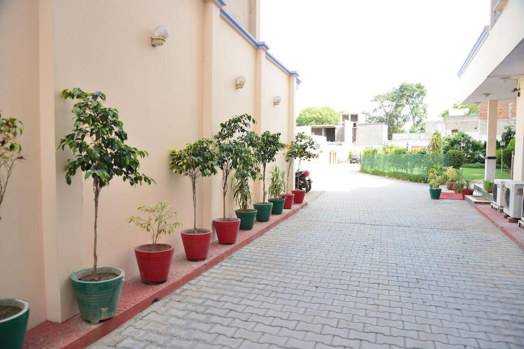 Hotel Maharaja Residency Jalandhar Luaran gambar